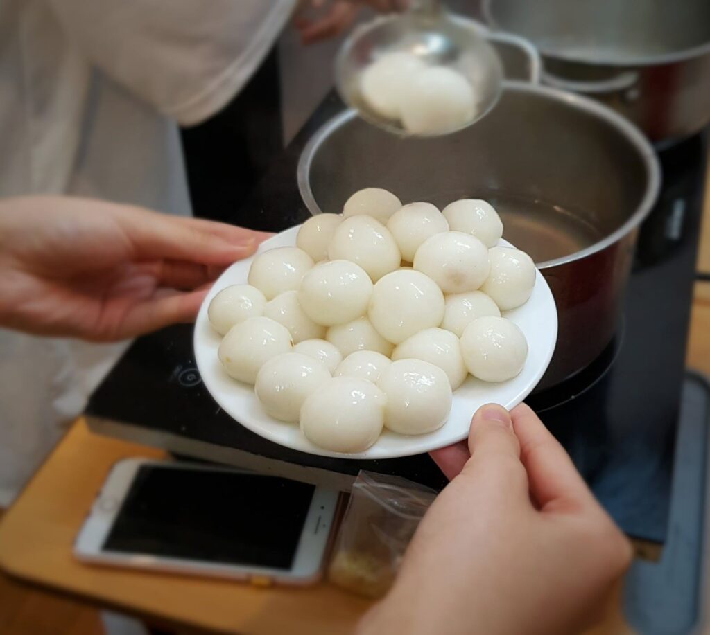 Tet han thuc nguon goc va y nghia